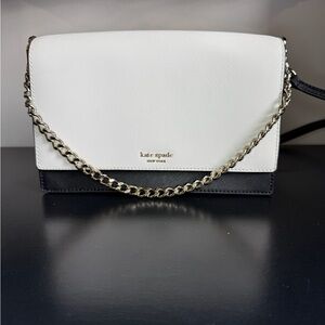 KATE SPADE Two-Tone White and Black Chain Strap Crossbody